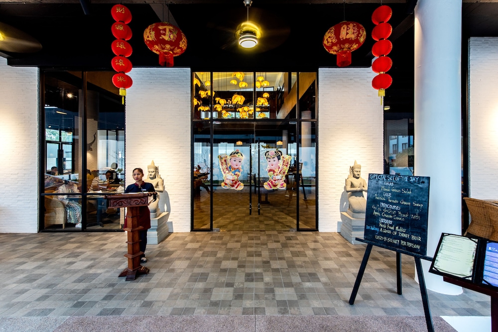 Pacific Hotel and Spa Siem Reap 35/50