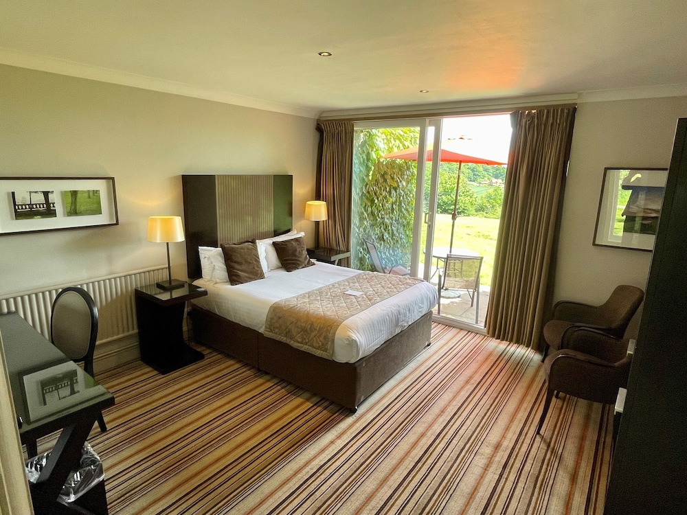 Hartsfield Manor 13/43