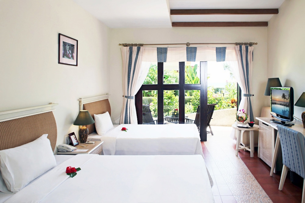Sandy Beach Non Nuoc Resort Danang 16/75