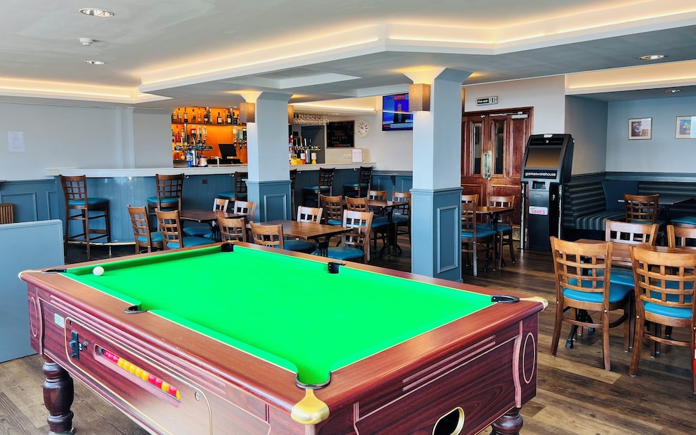 Cove Bay Hotel 5/60