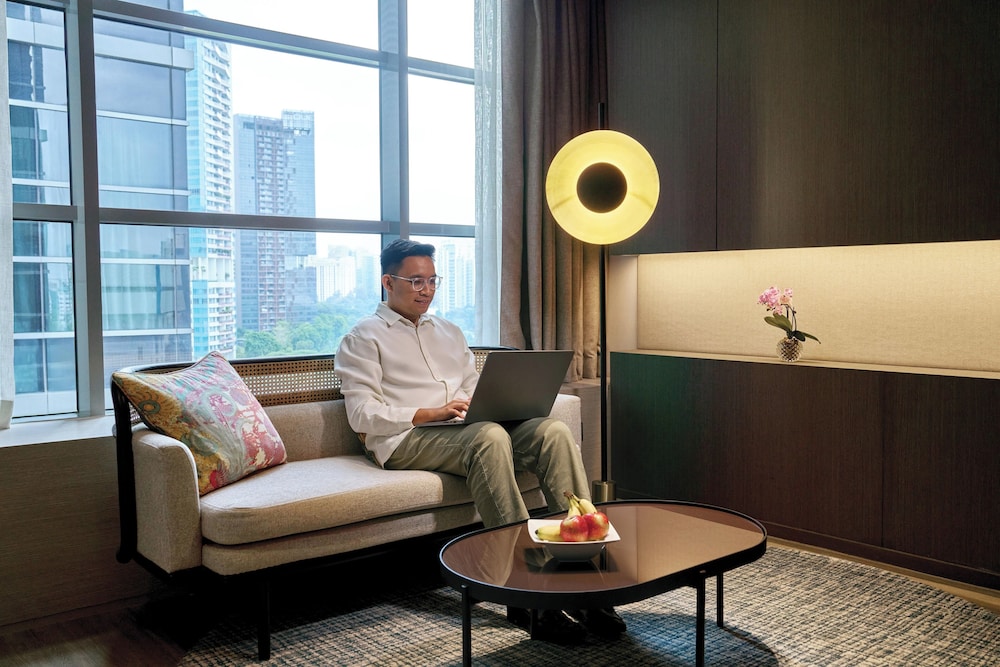 Pan Pacific Serviced Suites Orchard 55/76