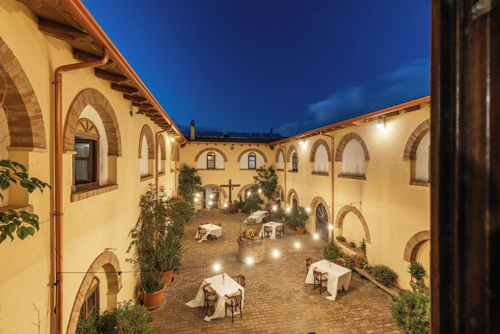 RESIDENCE FUNTANA NOA 20/50