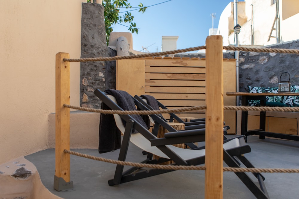Nalas Cave Suite - Adults Only 30/50