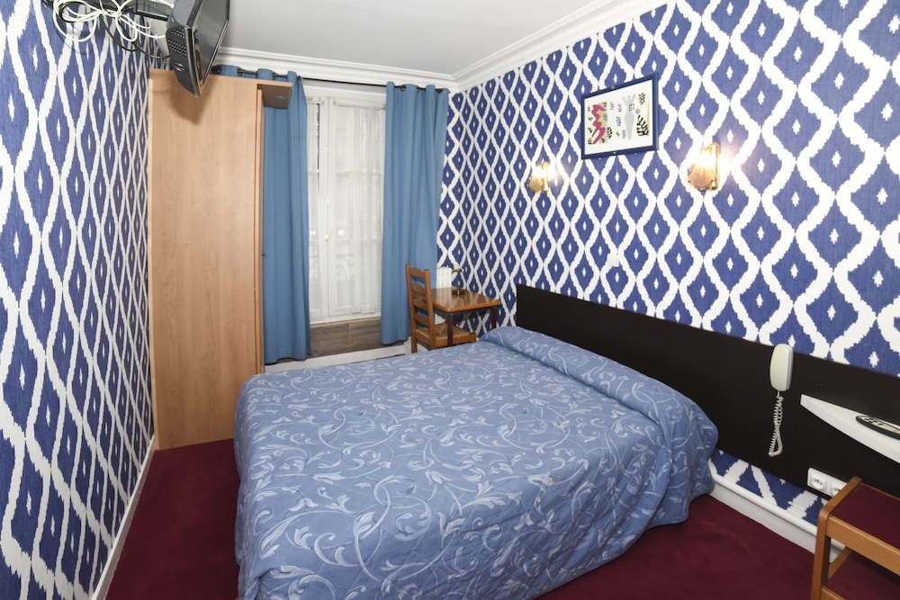 ROOM, DOUBLE BED