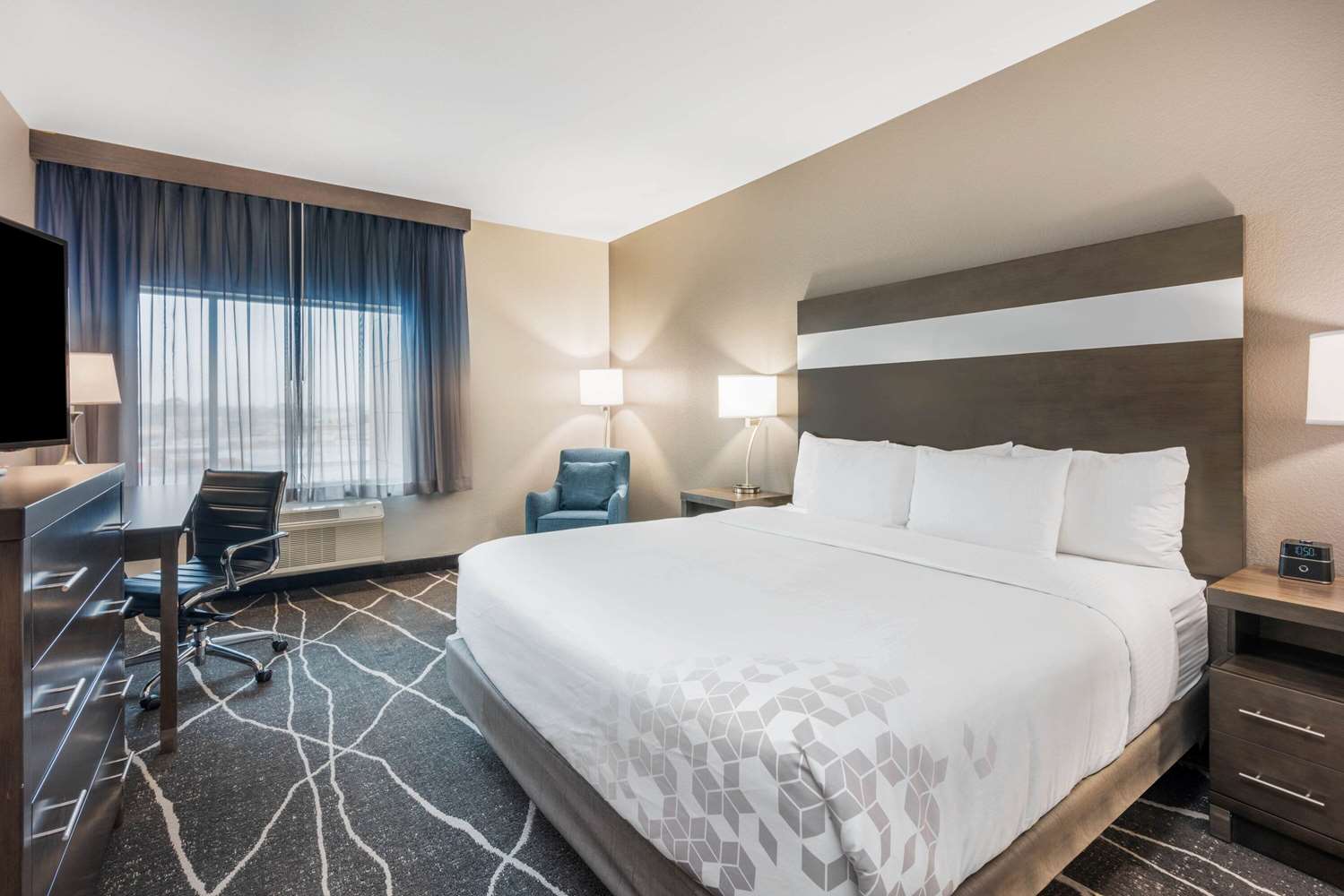 La Quinta Inn And Suites By Wyndham Houston Spring I 45 12/35