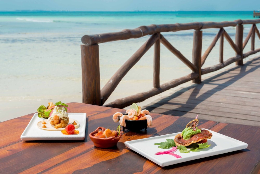 Mia Reef Isla Mujeres All Inclusive 49/66