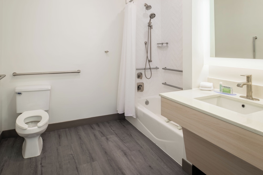 Holiday Inn Express Hotel Suites San Pablo Richmond Area 59/60