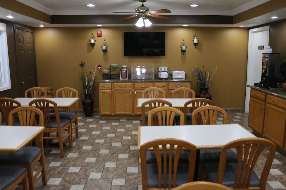 Amber Inn Motel Le Mars 37/49