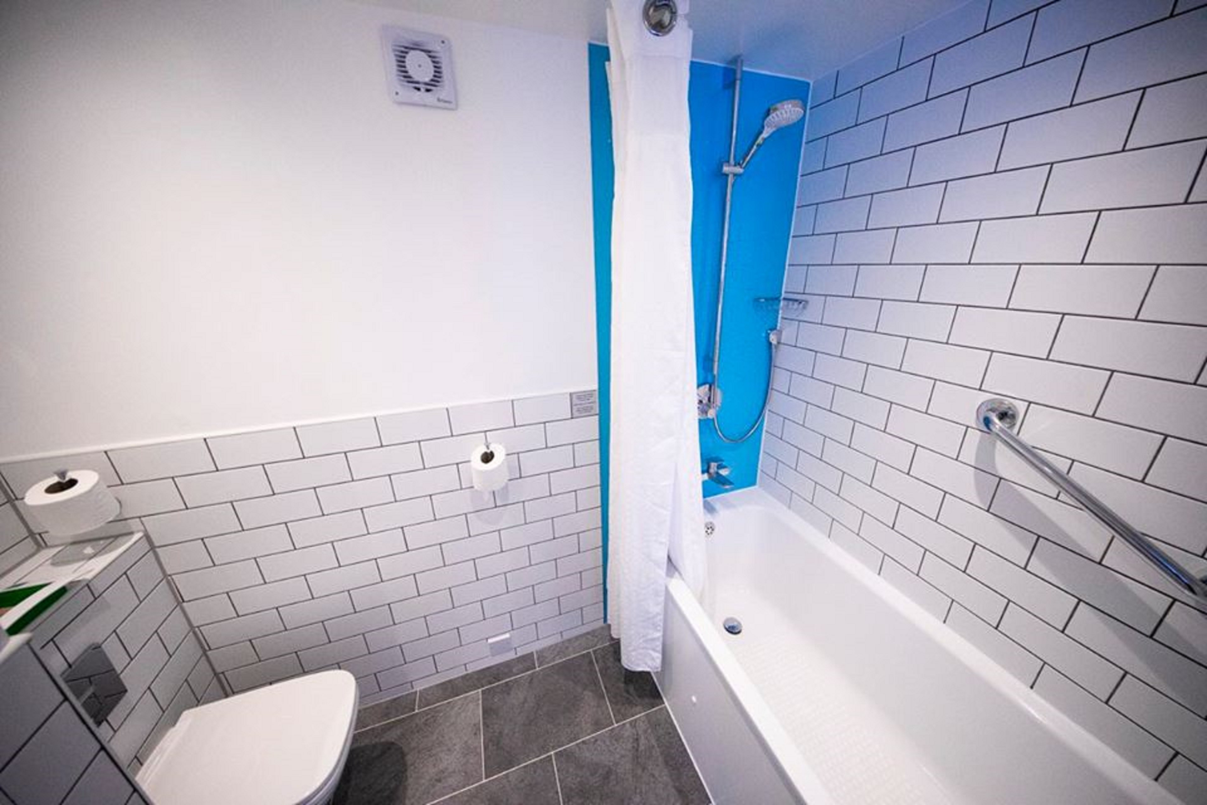 Holiday Inn Kenilworth 49/50