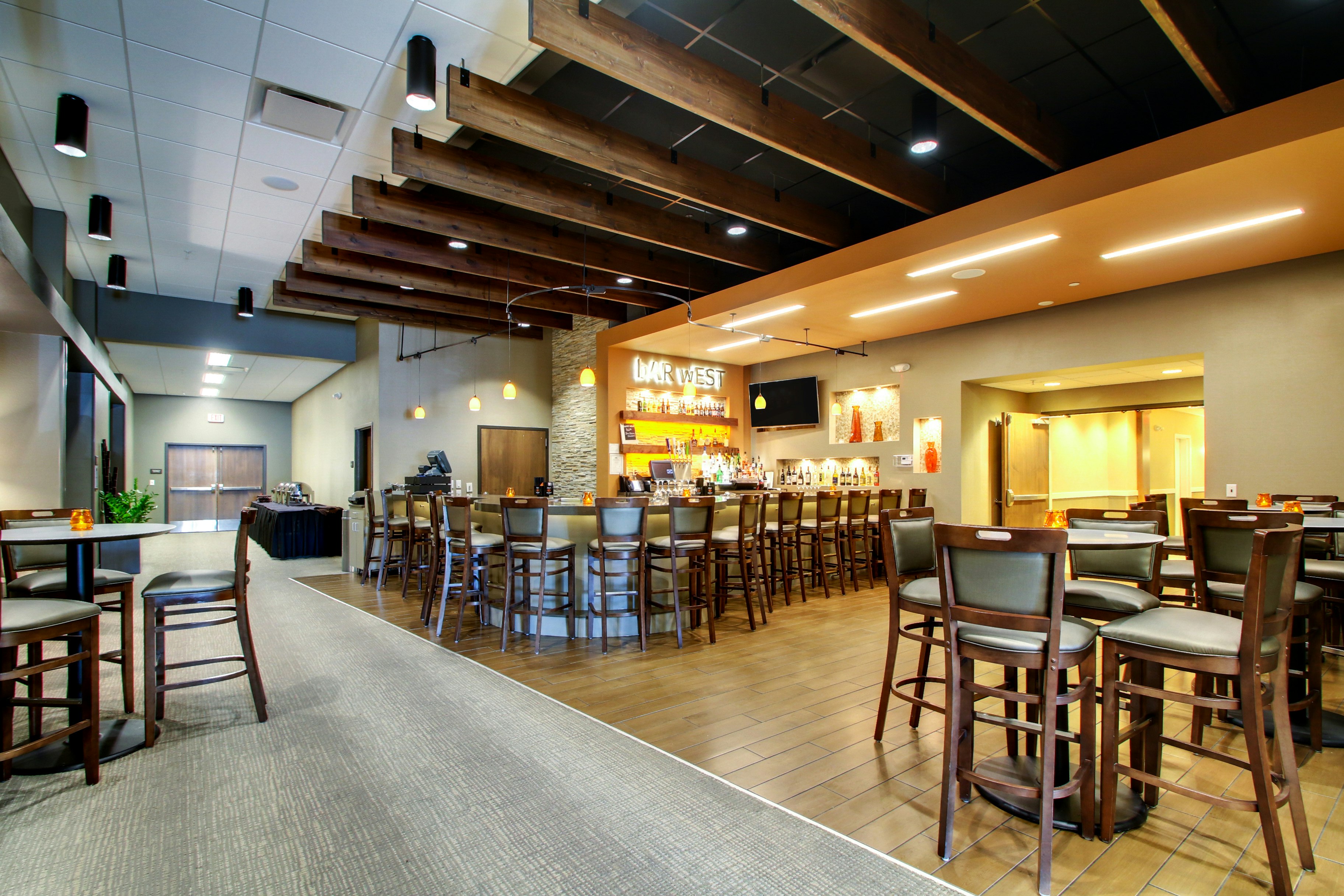 Hampton Inn & Suites Milwaukee West 47/64