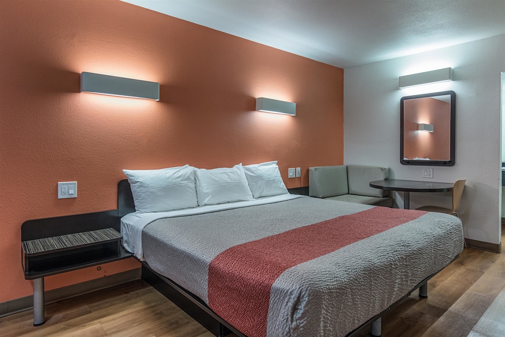 Motel6 Texarkana, AR 24/41