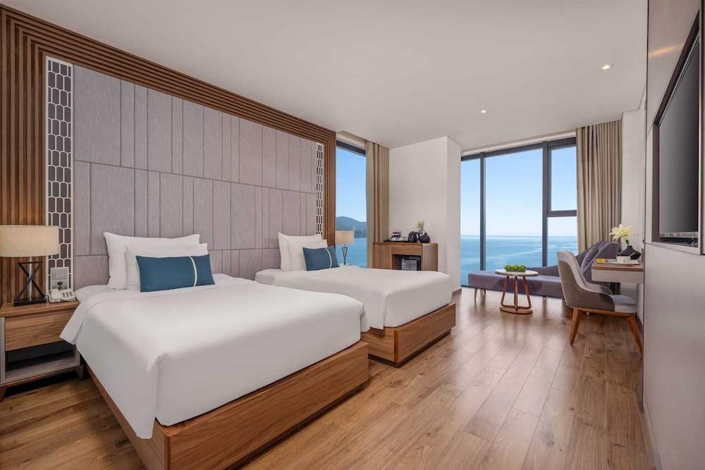 OCEAN, EXECUTIVE, TWIN BEDS