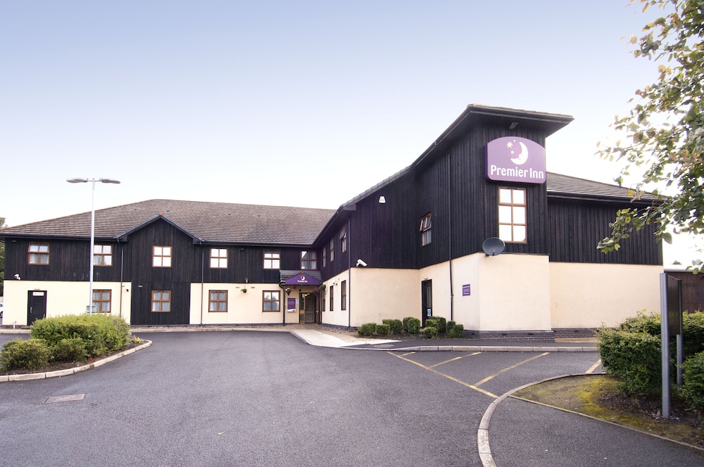Premier Inn Bolton West 38/43