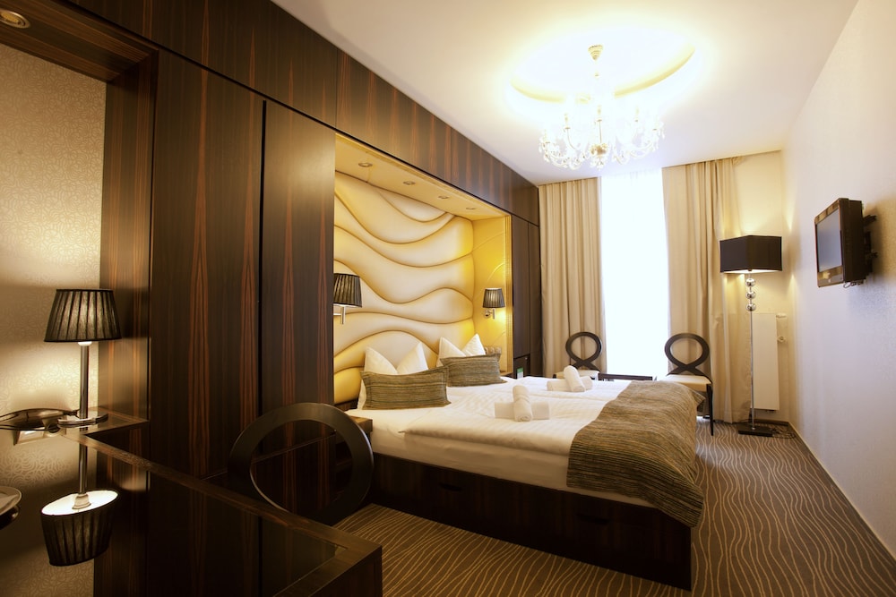 Wellness And Spa Hotel Ambiente 16/63