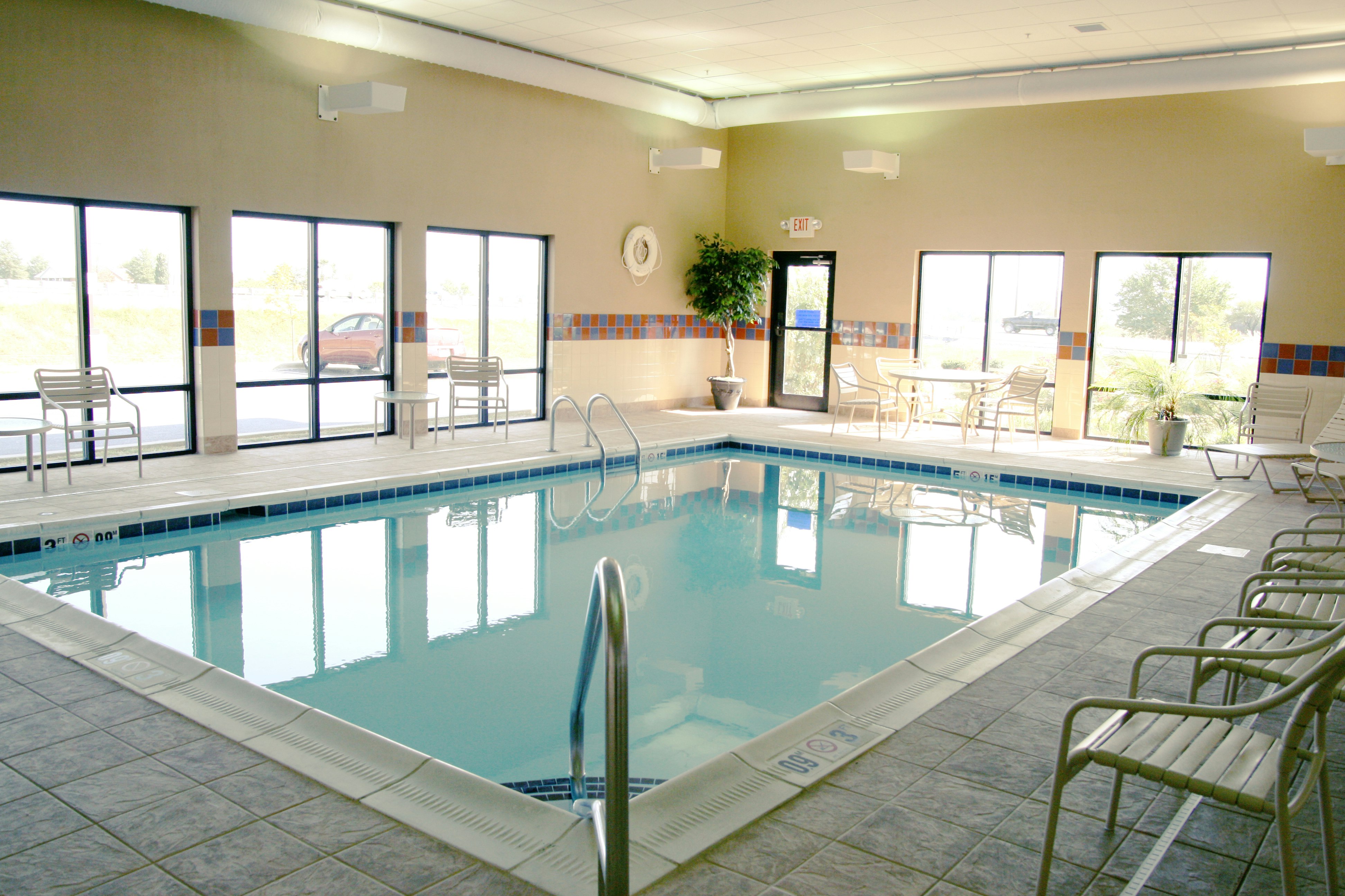 Hampton Inn Lebanon, KY 22/50