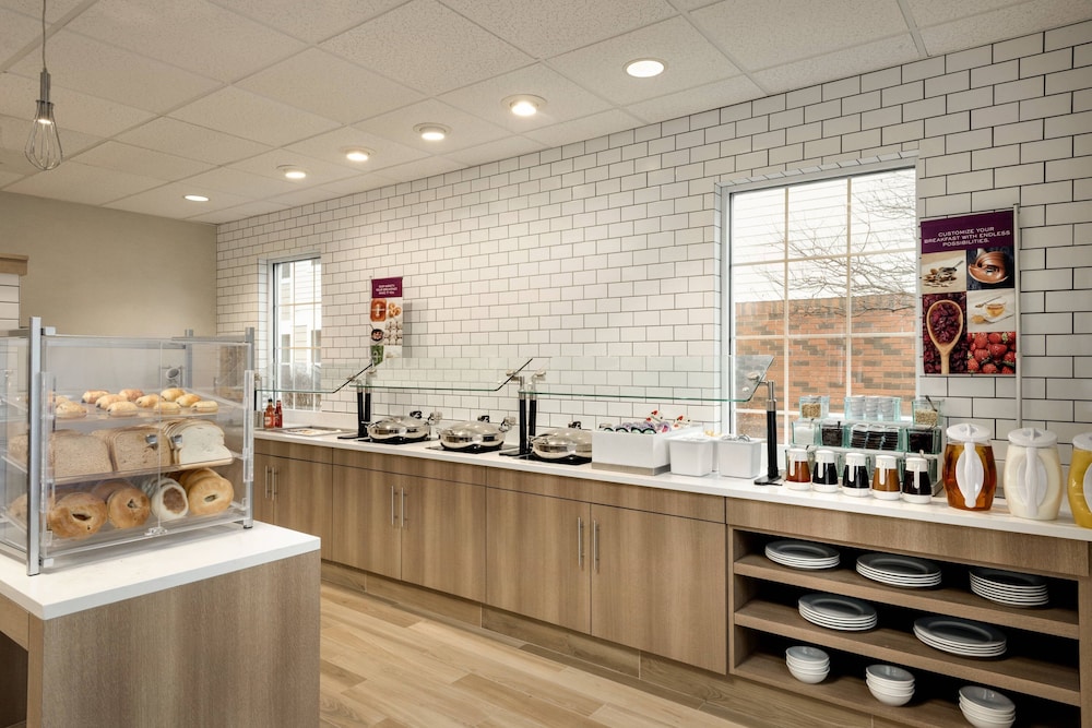 Residence Inn By Marriott West Springfield 30/35