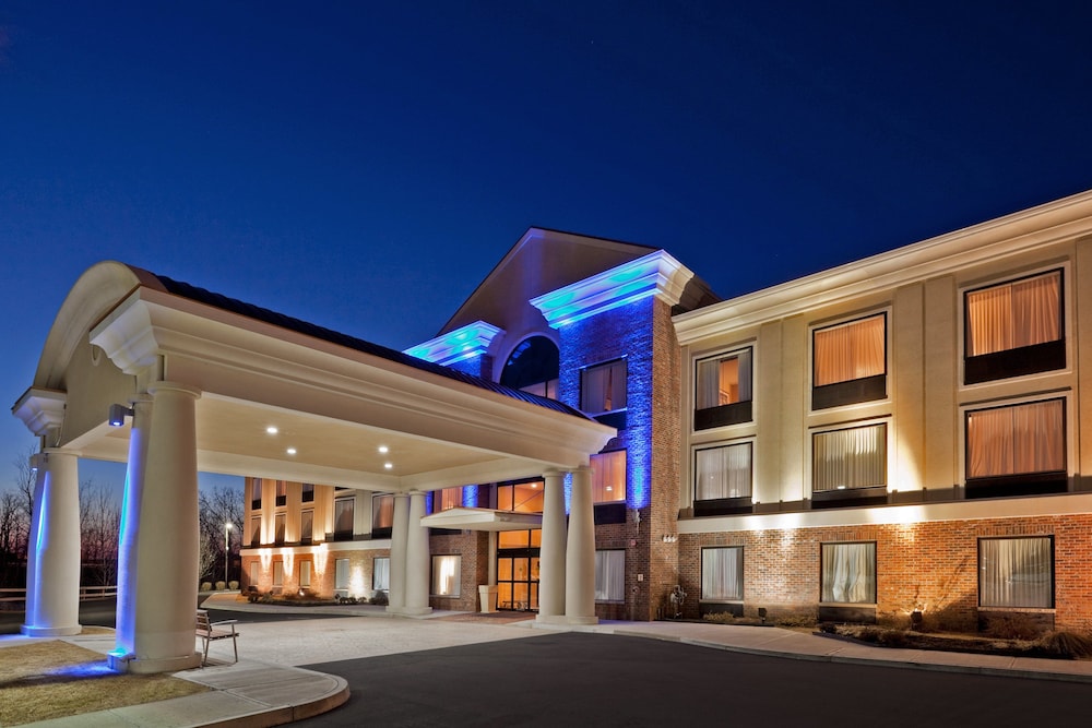 Holiday Inn Express Hotel And Suites Clifton Park 1/55