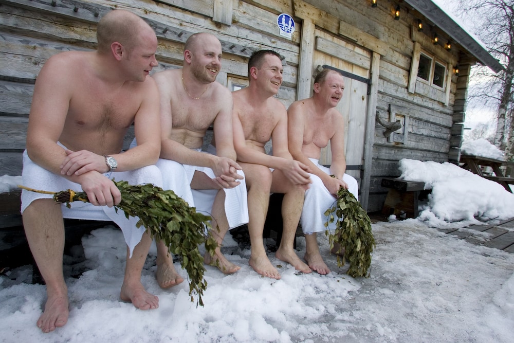 Kukkolaforsen Turist & Konferens 12/50