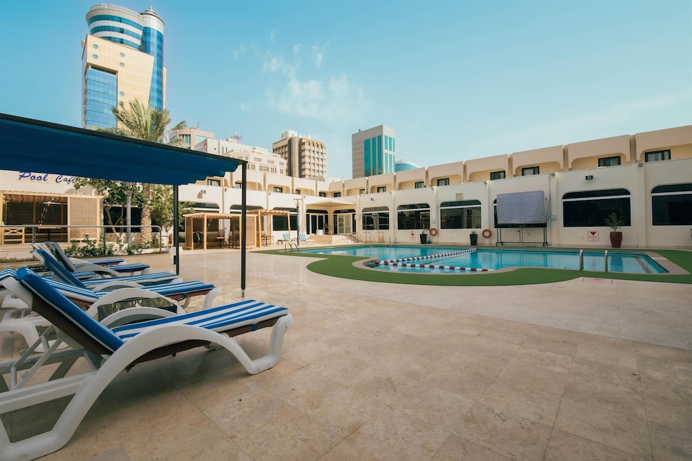 Golden Tulip Bahrain 75/78