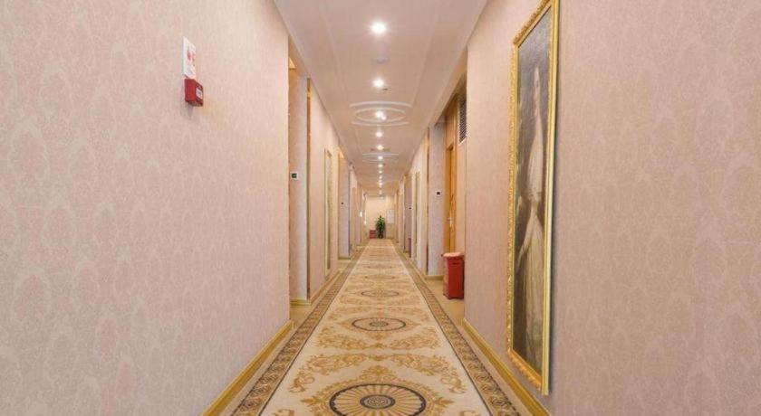 Vienna Hotel (Shenzhen Bantian Vanke Diwuyuan) photo5
