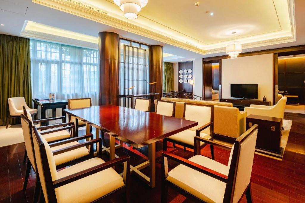 Eadry Royal Garden Hotel Haikou 37/54