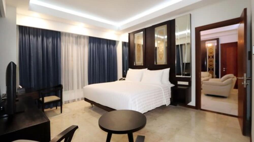 M Bahalap Hotel Palangkaraya 26/67