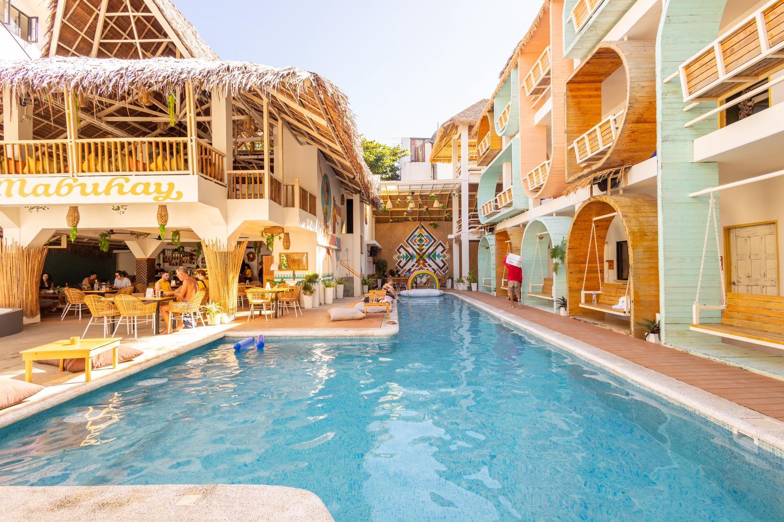 Happiness Hostel Boracay 6/49