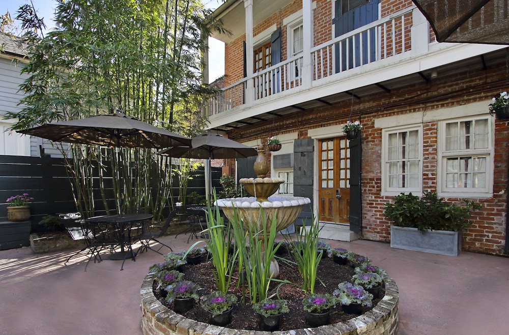 Inn On St Ann 4/34