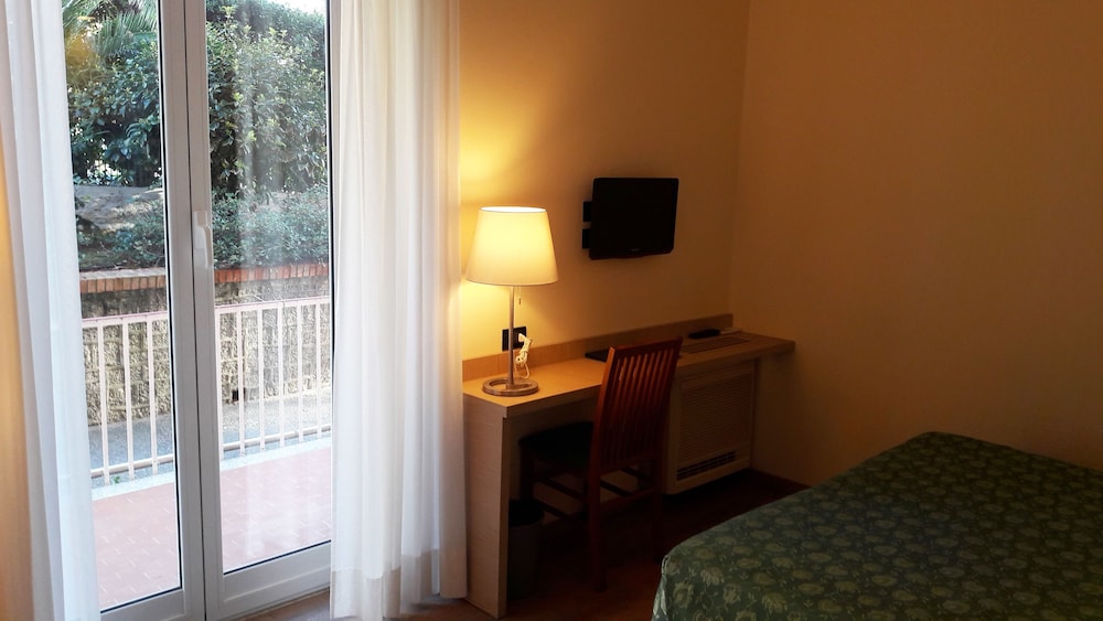 Hotel Esperia 32/71