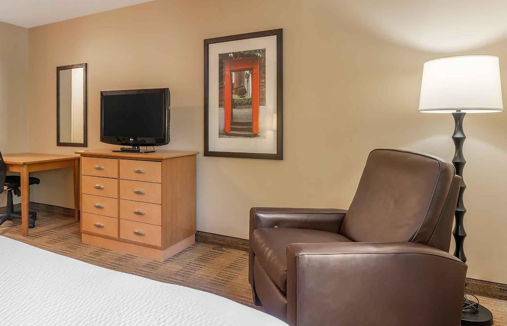 Extended Stay America - Greensboro - Airport 24/59