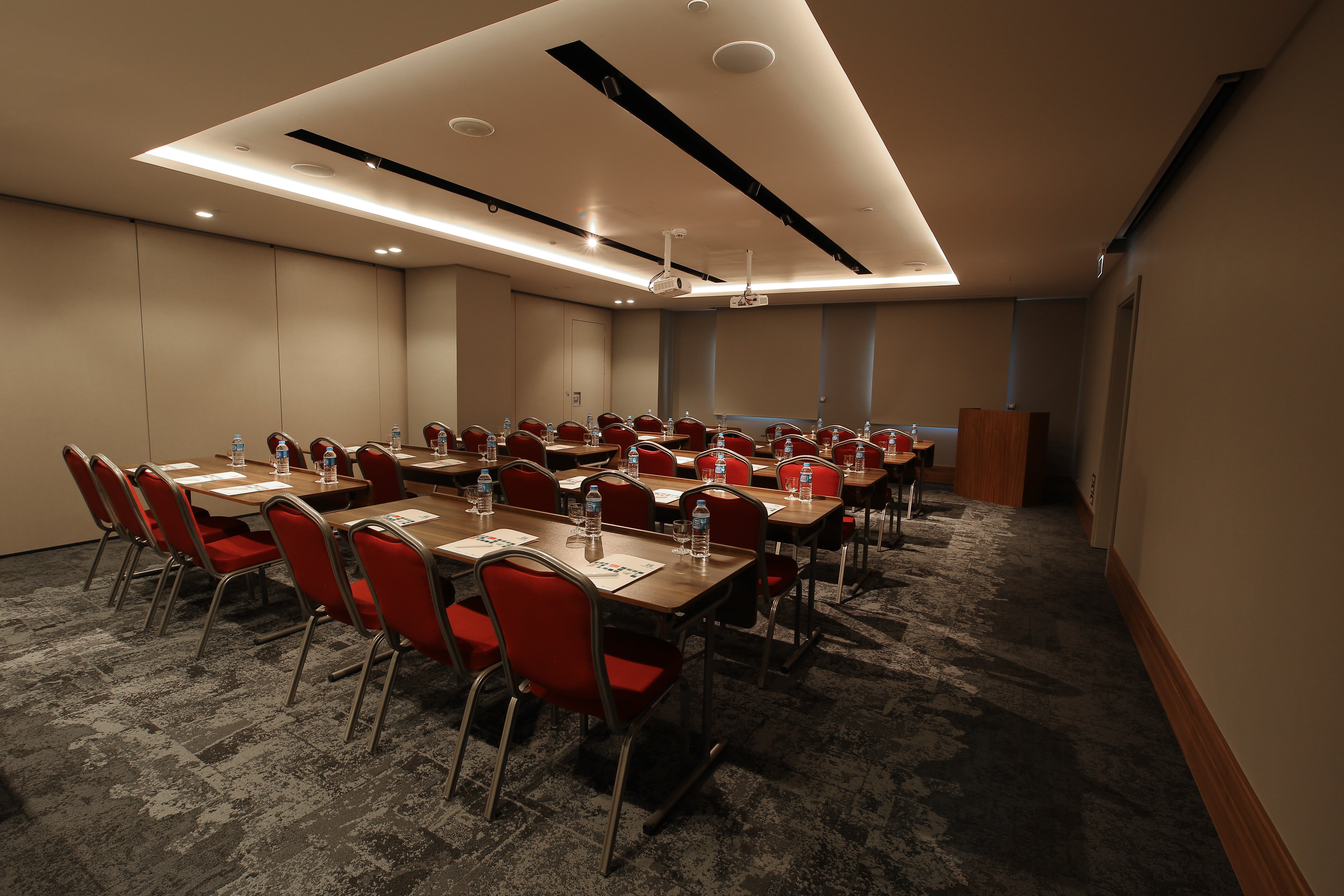 Holiday Inn Bursa - City Centre 57/63