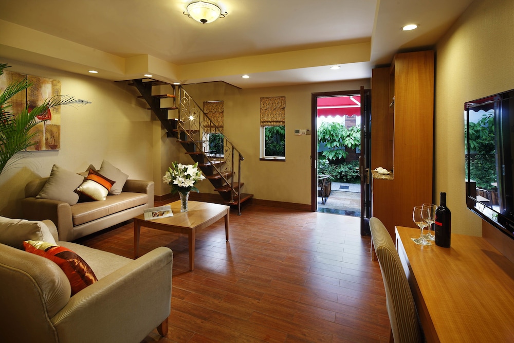 Royal Garden Hotel 26/39