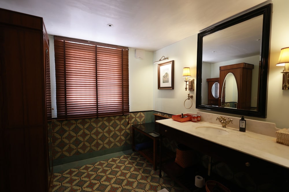 THE Lotus Palace Chettinad 60/63