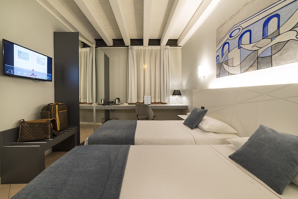 Albergo Fontana 53/71