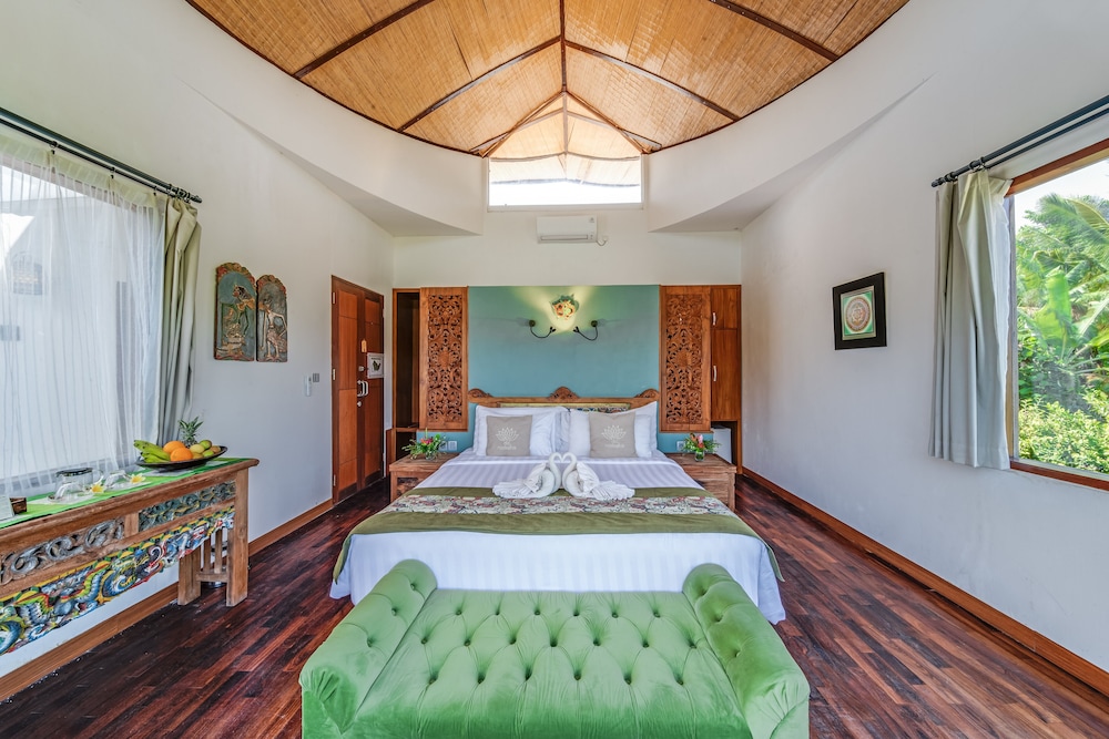 De Moksha Eco Friendly Boutique Resort & Restaurant 24/74