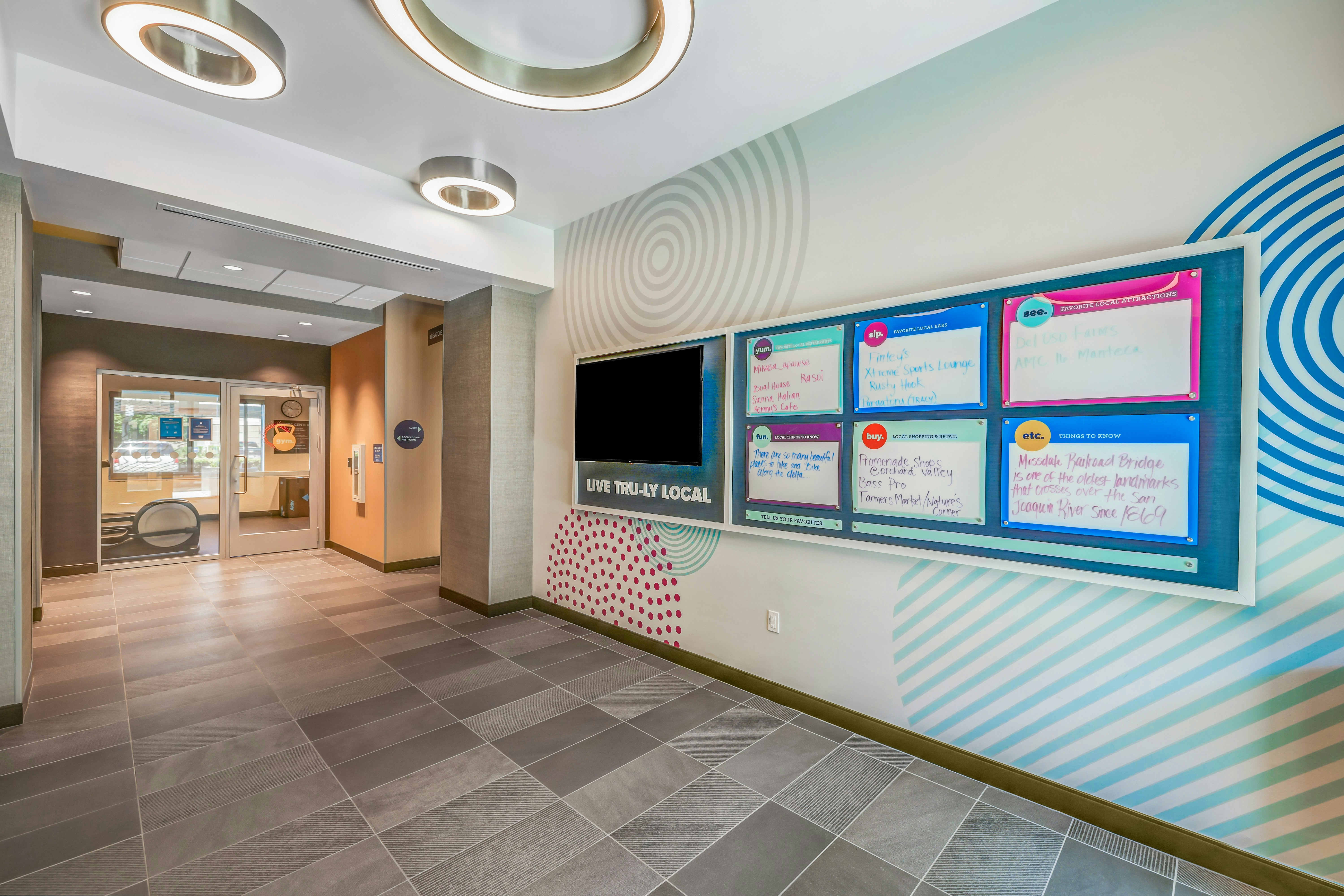 Tru By Hilton Lathrop — photo 3