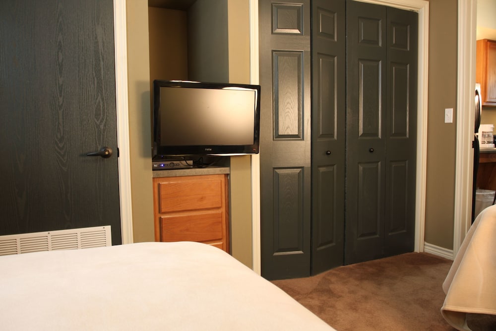 Eagles Den Suites Big Spring a Travelodge by Wyndham 5/34
