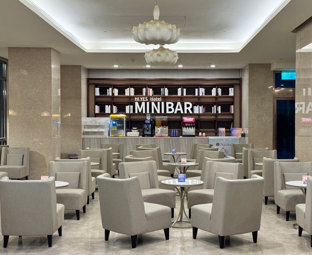 Best Hotel 49/63