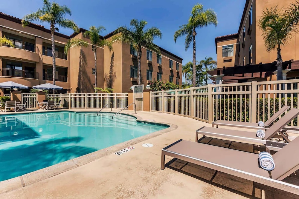 Ramada Suites by Wyndham San Diego/Hotel Circle Area secondary