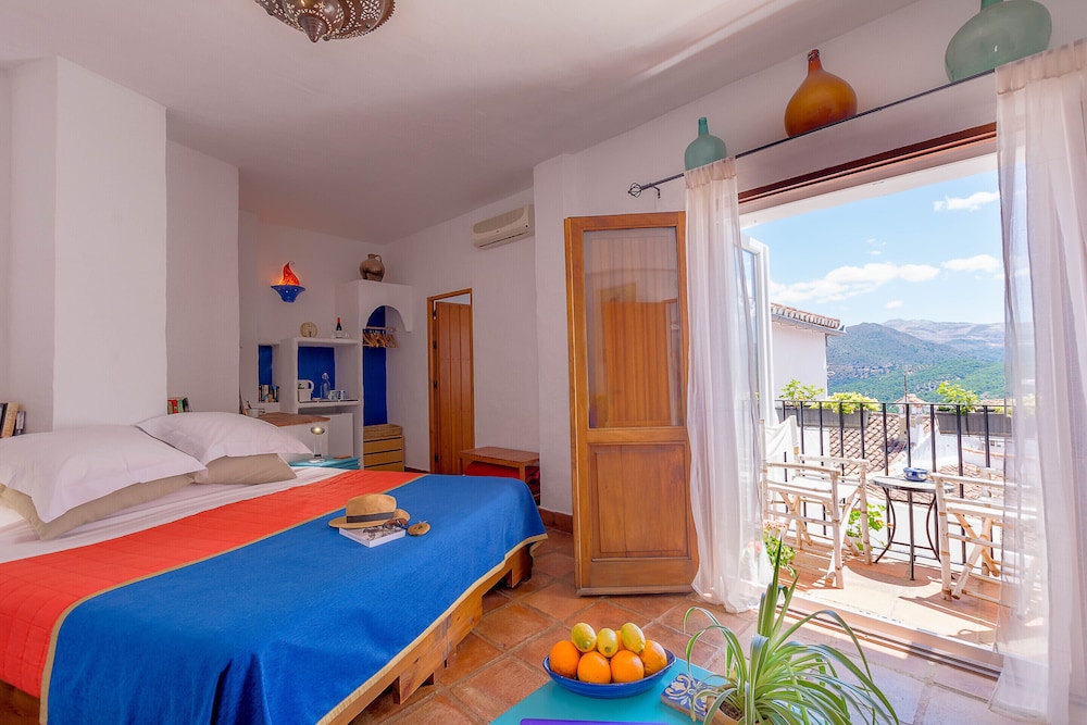 Hotel Los Castanos 19/50