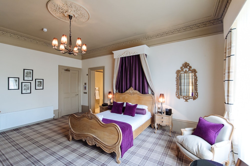 Lynnhurst Hotel 24/51