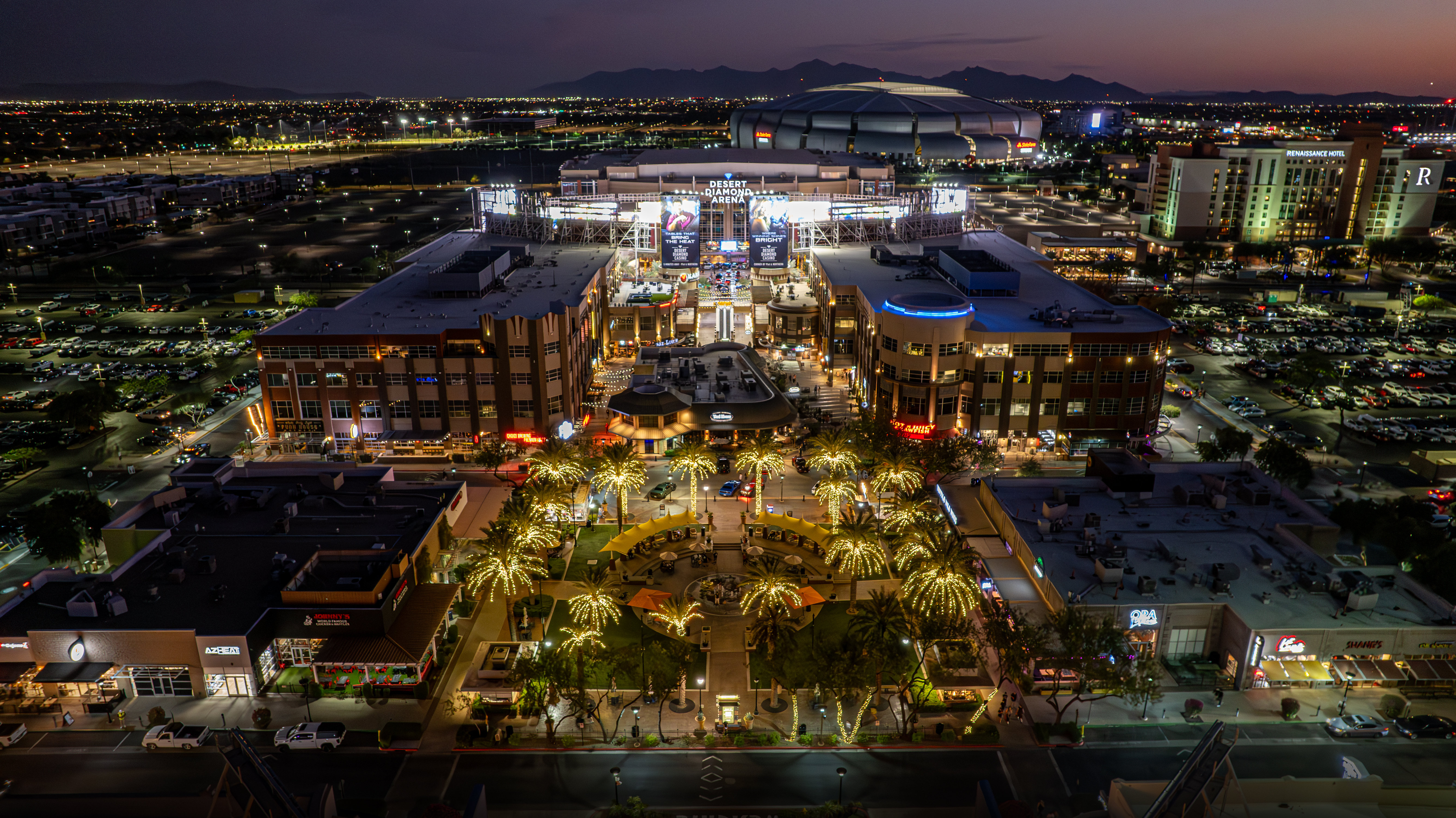 Holiday Inn Glendale - Stadium & Ent Dist 6/77