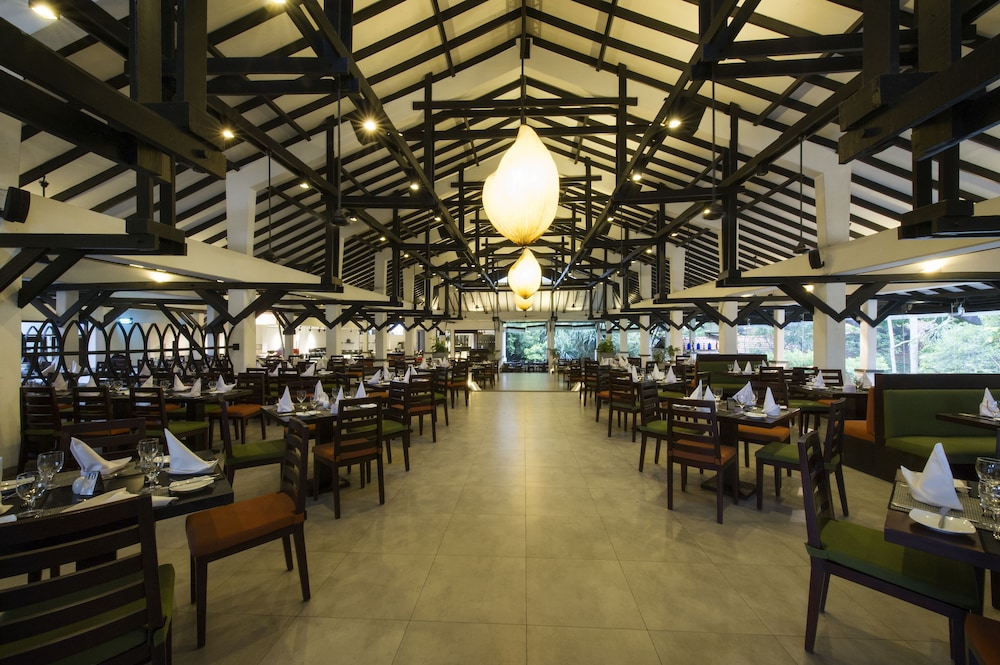 Club Hotel Dolphin 39/50
