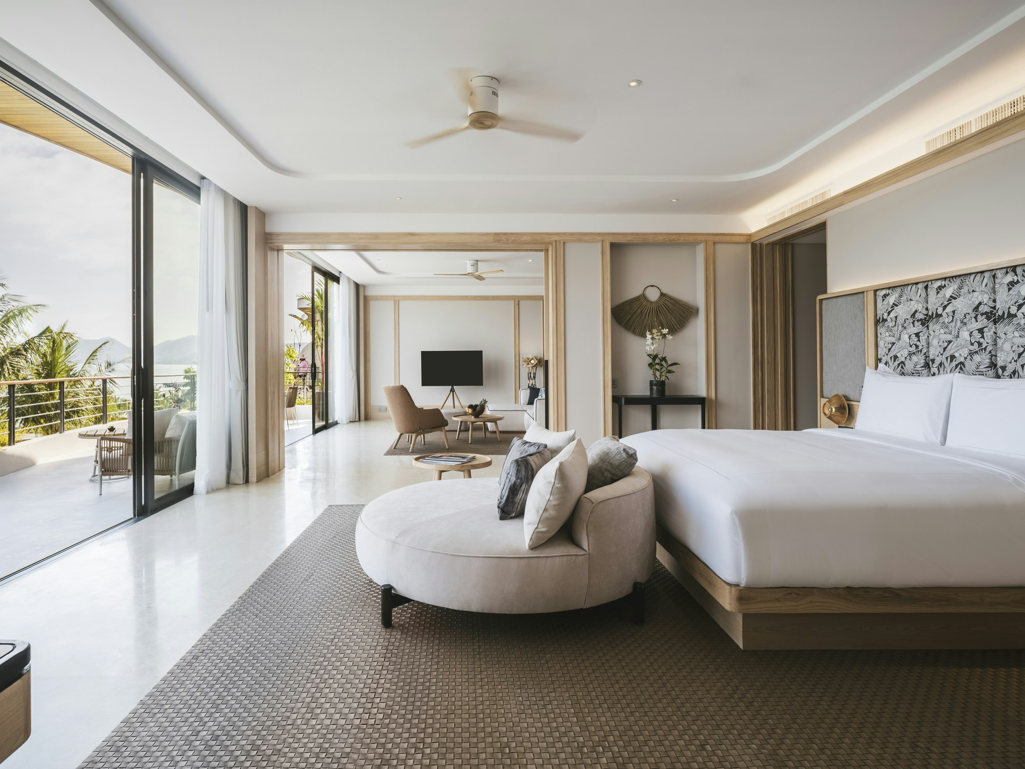 Sea View Pool Penthouse