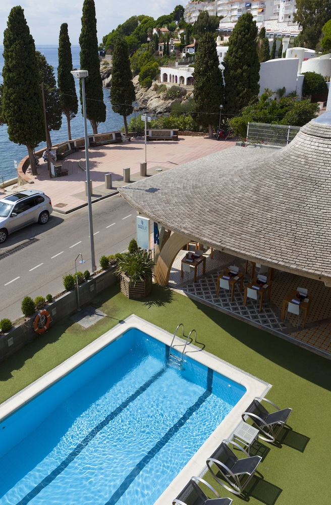 Hotel Canyelles Playa 26/48