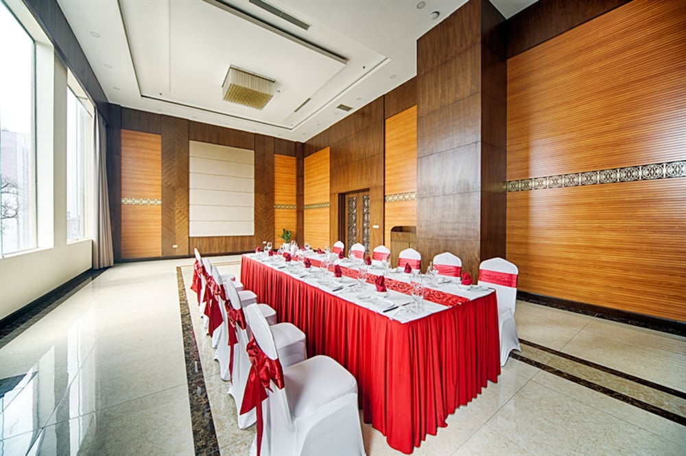 Muong Thanh Grand Con Cuong Hotel 17/39