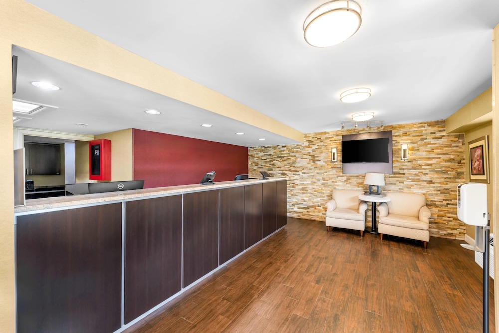 Econo Lodge Charlotte Airport photo3