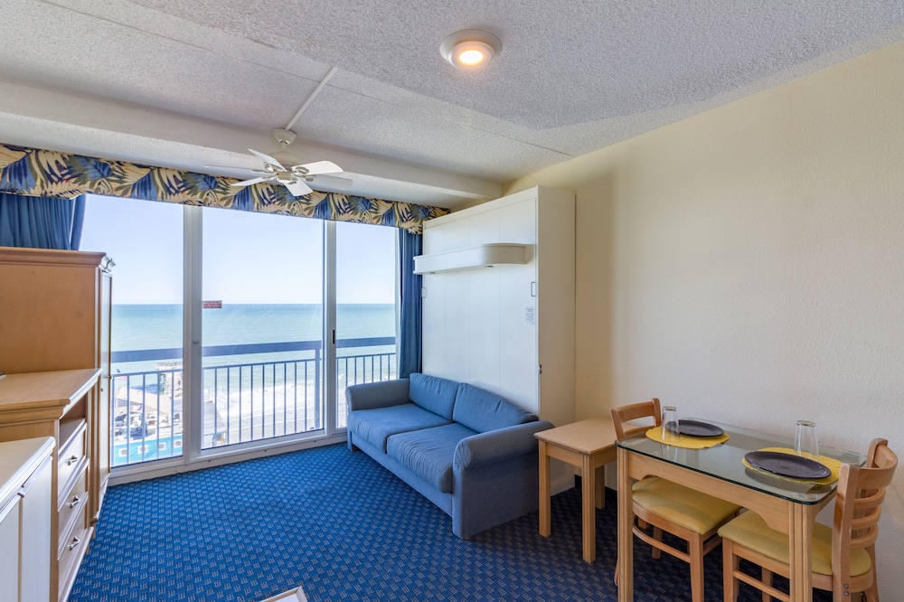 Yachtsman Resort 73/92