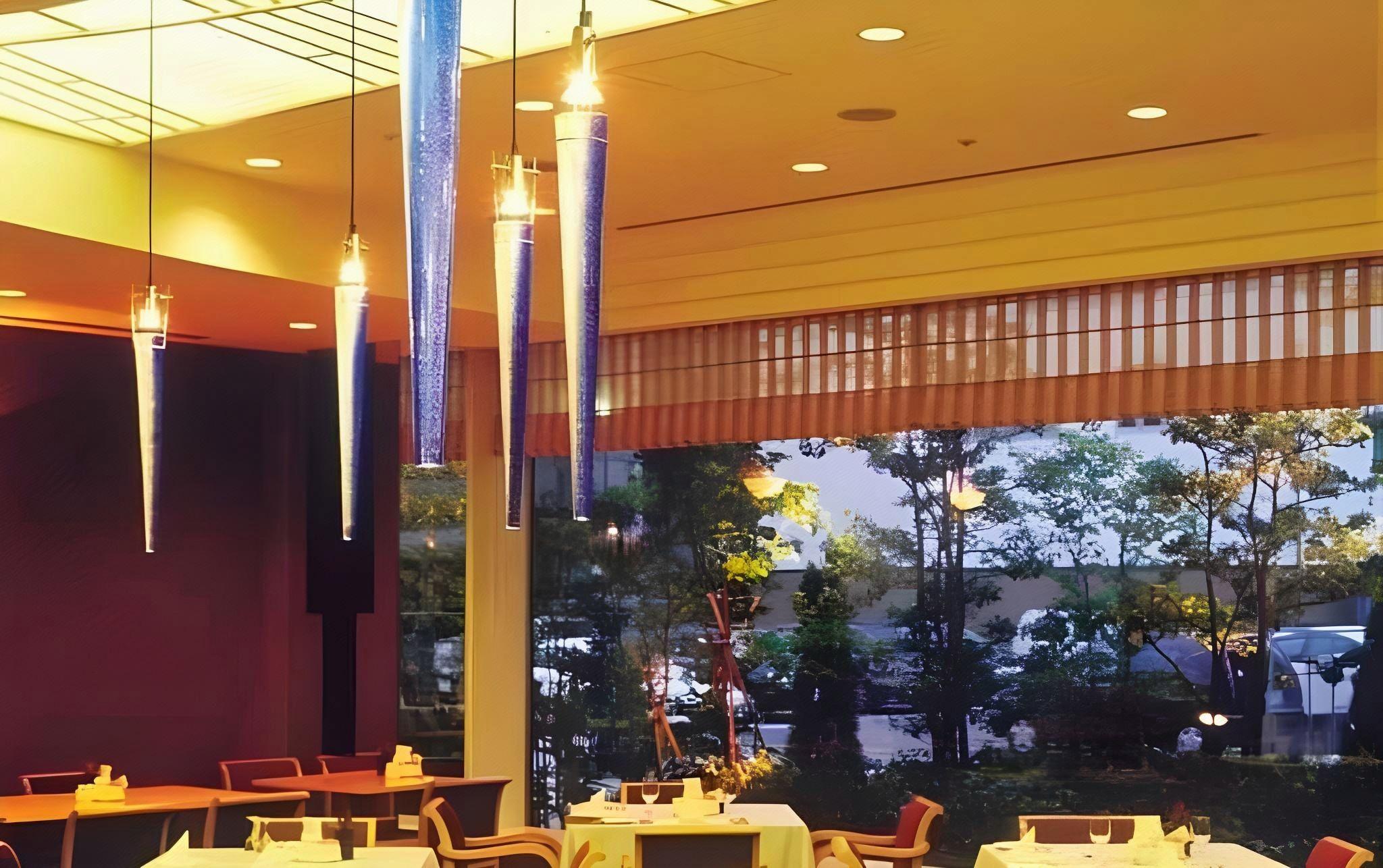 Cypress Garden Hotel 10/48