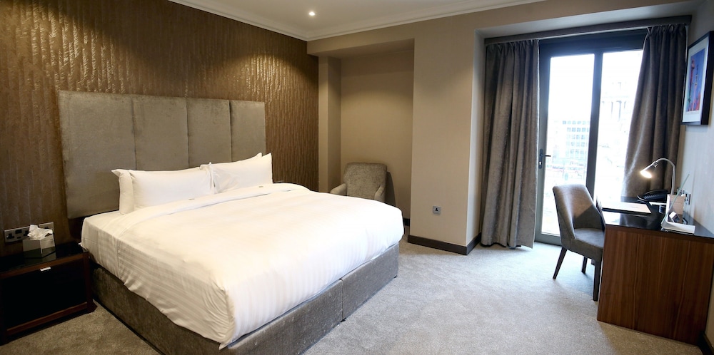 DoubleTree by Hilton Belfast City Ten Square 7/55